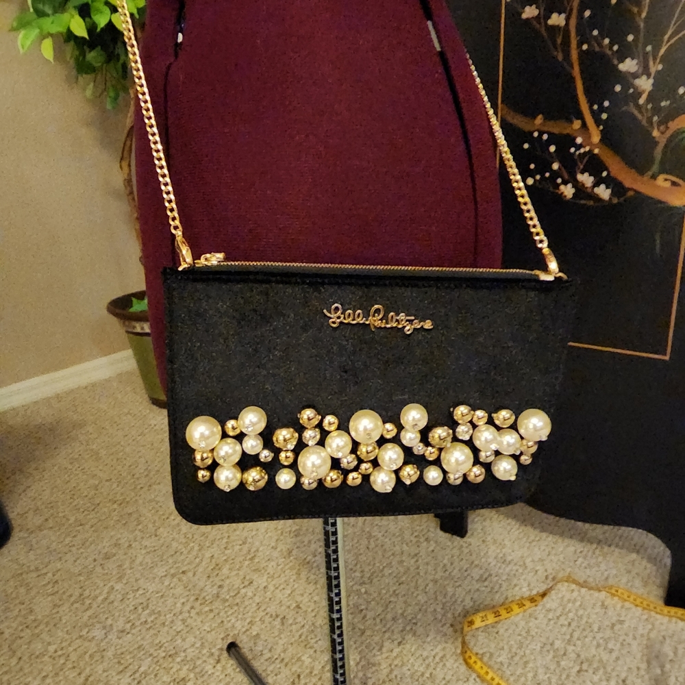 New Lilly Pulitzer Black bag with pearls
